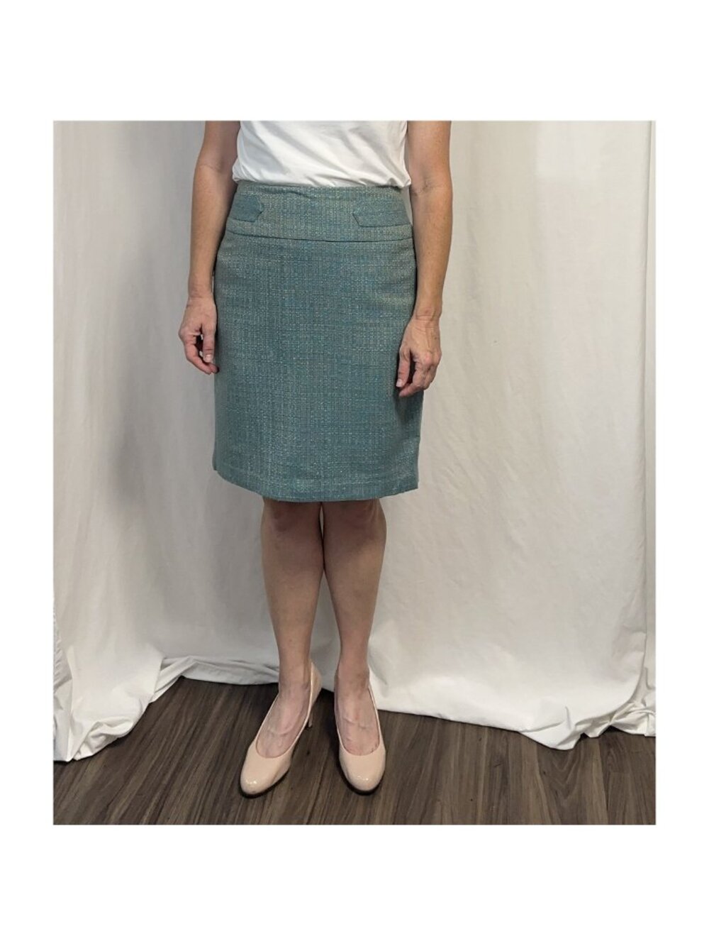 The Limited Teal Textured Tweed Pencil Skirt with Faux Pockets (Size 10)